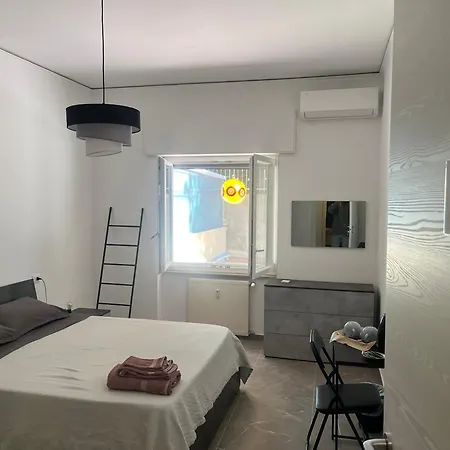 Vendégház Wake'nbake Al Terminal Genova